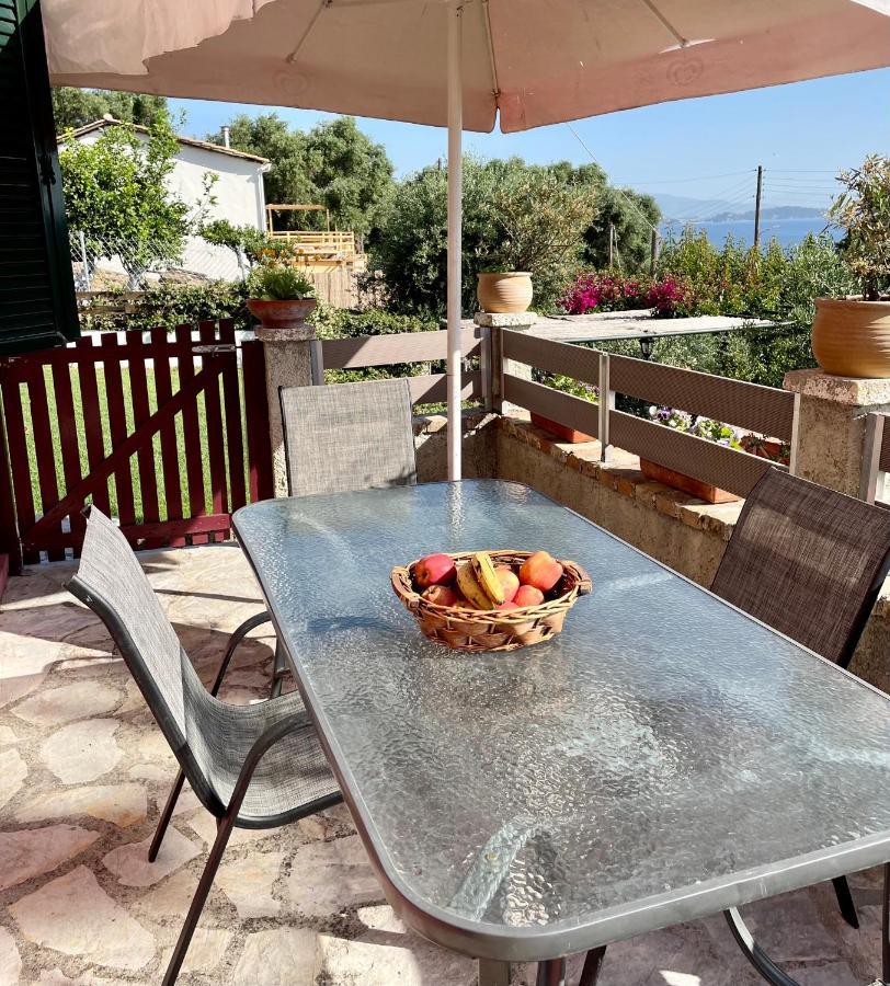 Alesti House With Garden And Private Access Apartament