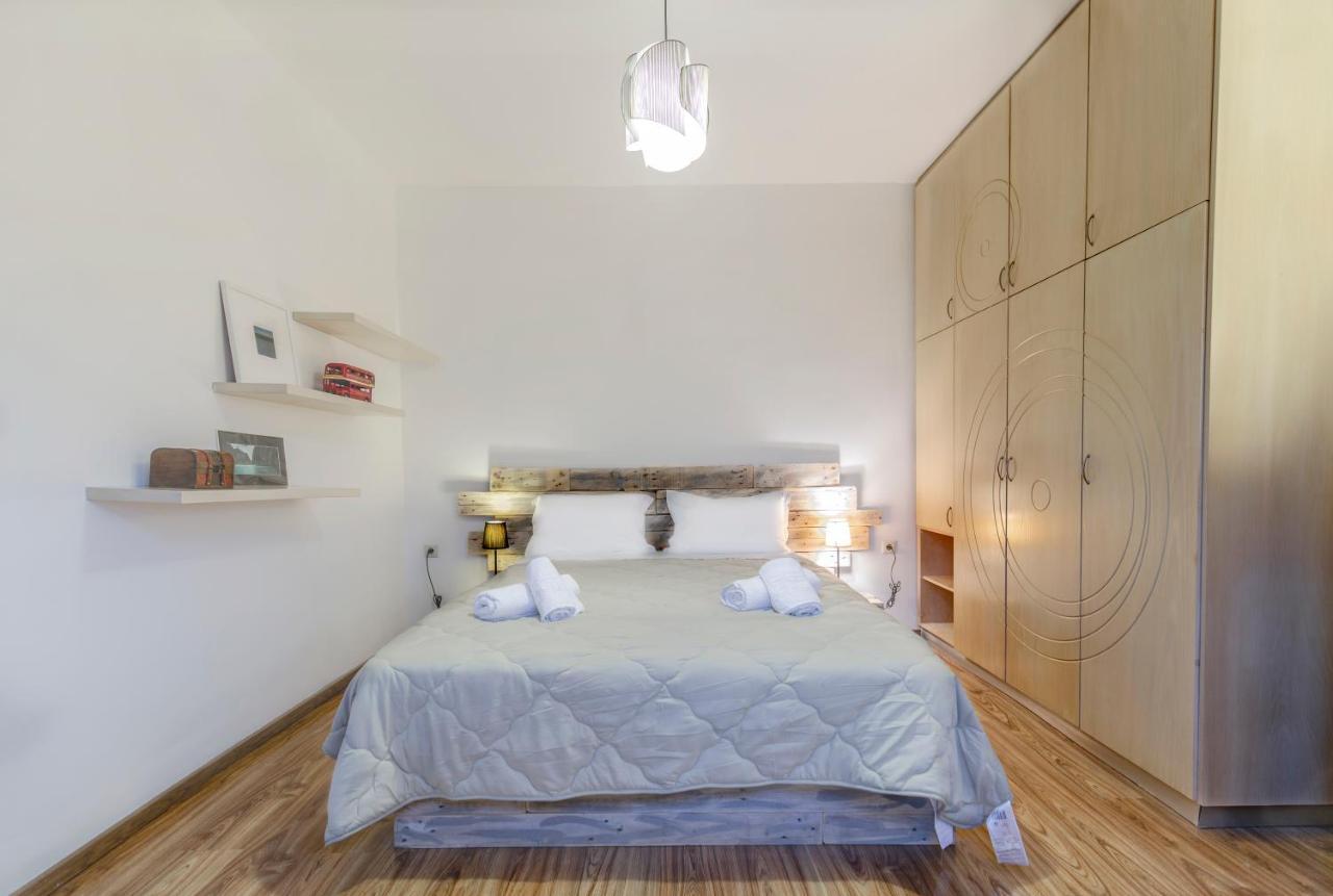 Alesti House With Garden And Private Access